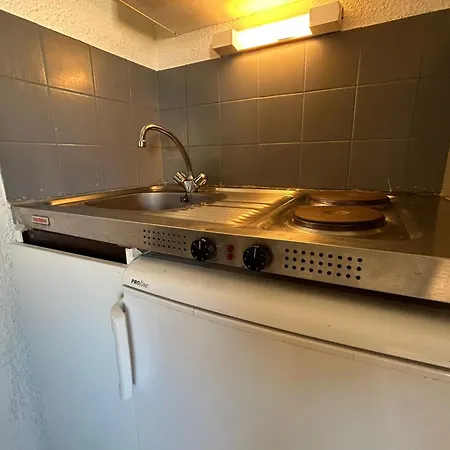 Apartment Charming T2 In With Swimming Pool *